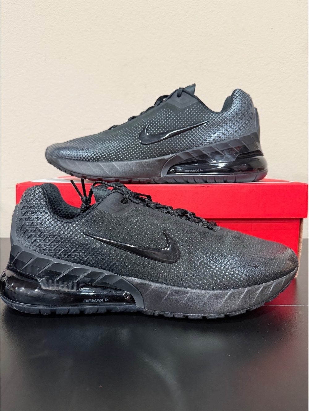 Size 10 - Nike Air Max Phoenix “Black Anthracite”